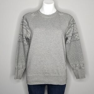 ✨3/$15 Asphalt Yacht Club grey geometric sweatshirt M